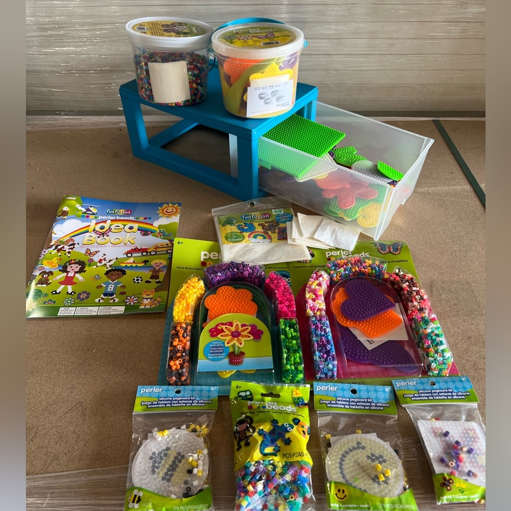 Perler Beads Set : Book, Molds, Beads,